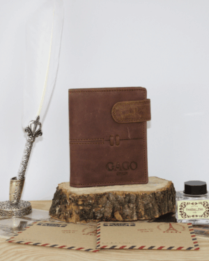 Cartera hombre cuero vintage con broche