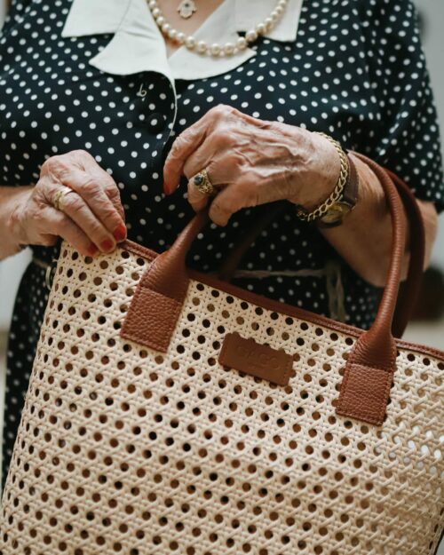TOTE BAG RATÁN COGNAC